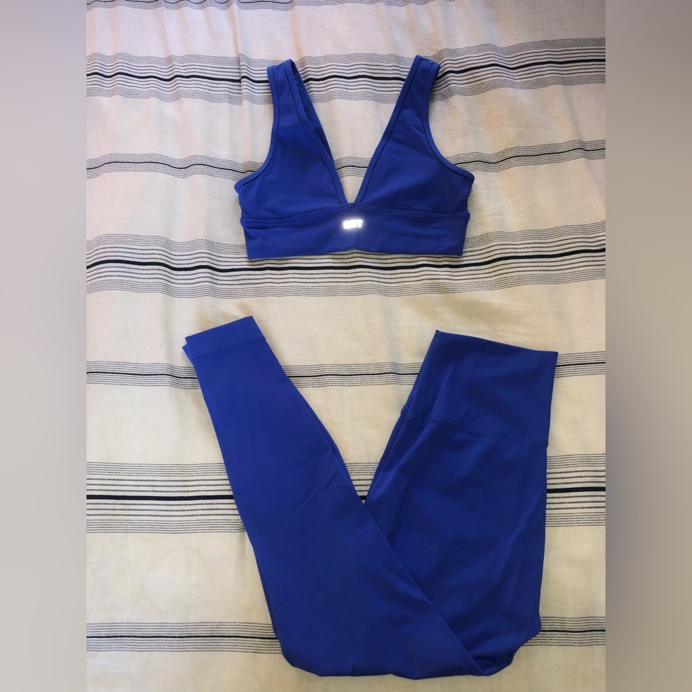 SET Active Royal Blue V-Neck Sports Bra and High-Waist Leggings